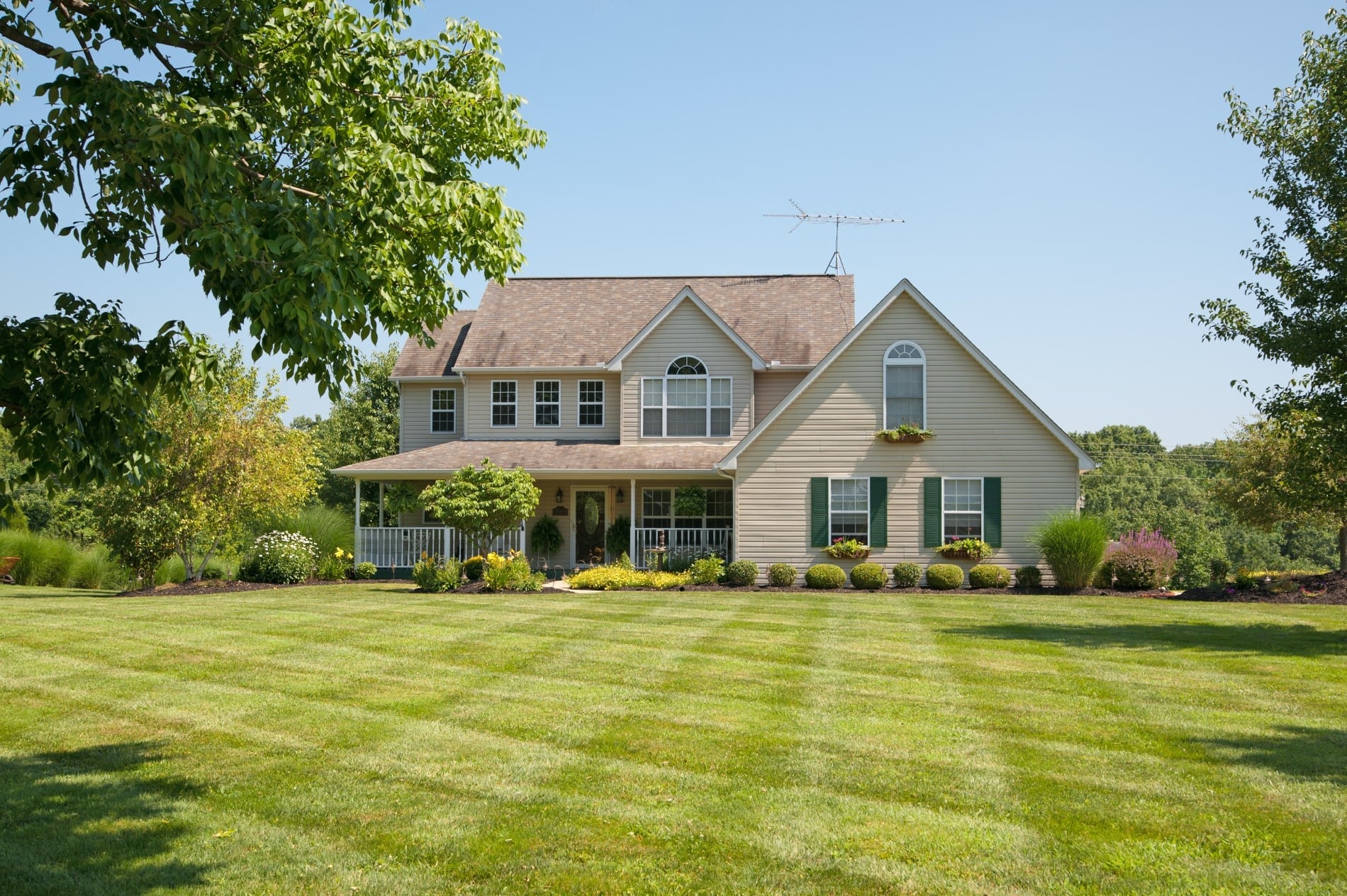 Backing house. Farm House Luxury. Kentucky House. Кентукки 45. Back-back House.